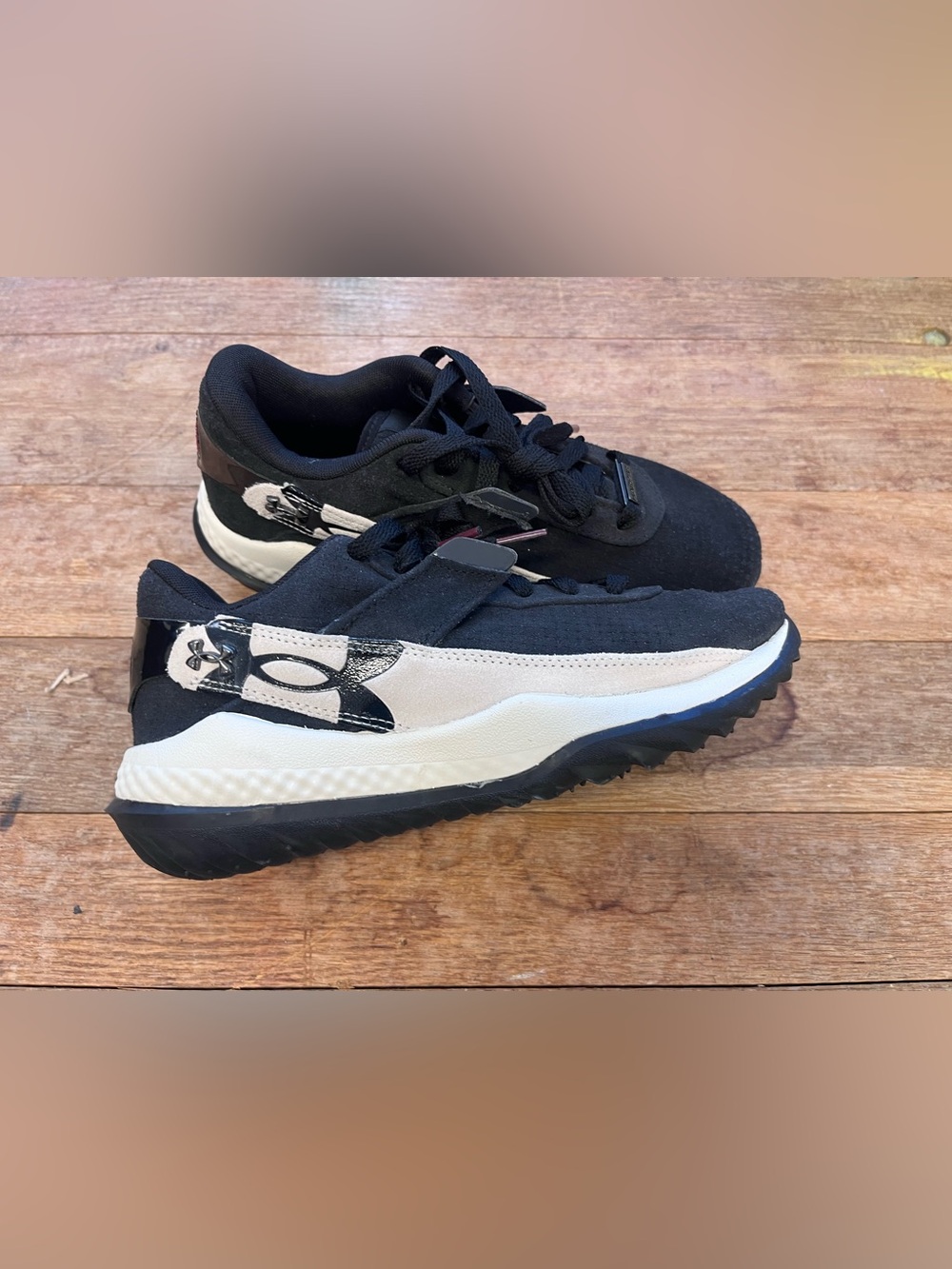 Under Armour Baseball Trainers Black and White Athletic Sneakers